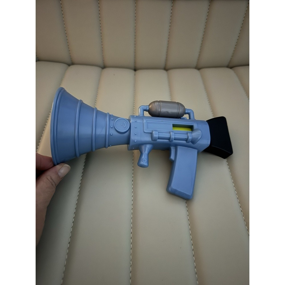 Mattel Minions The Rise of Gru Tiny Toot Small Fart Blaster Toy
